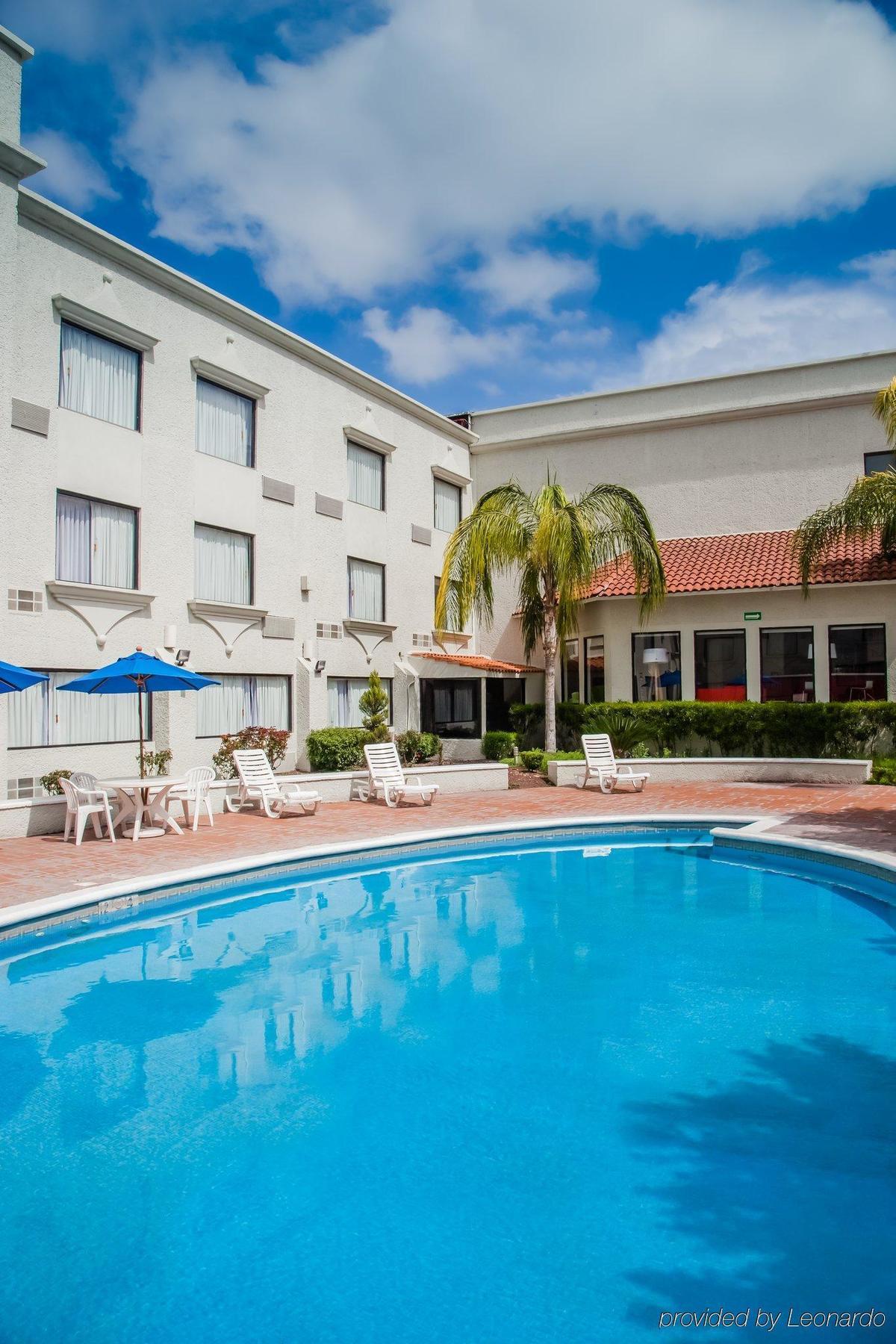Fiesta Inn Monclova Buitenkant foto