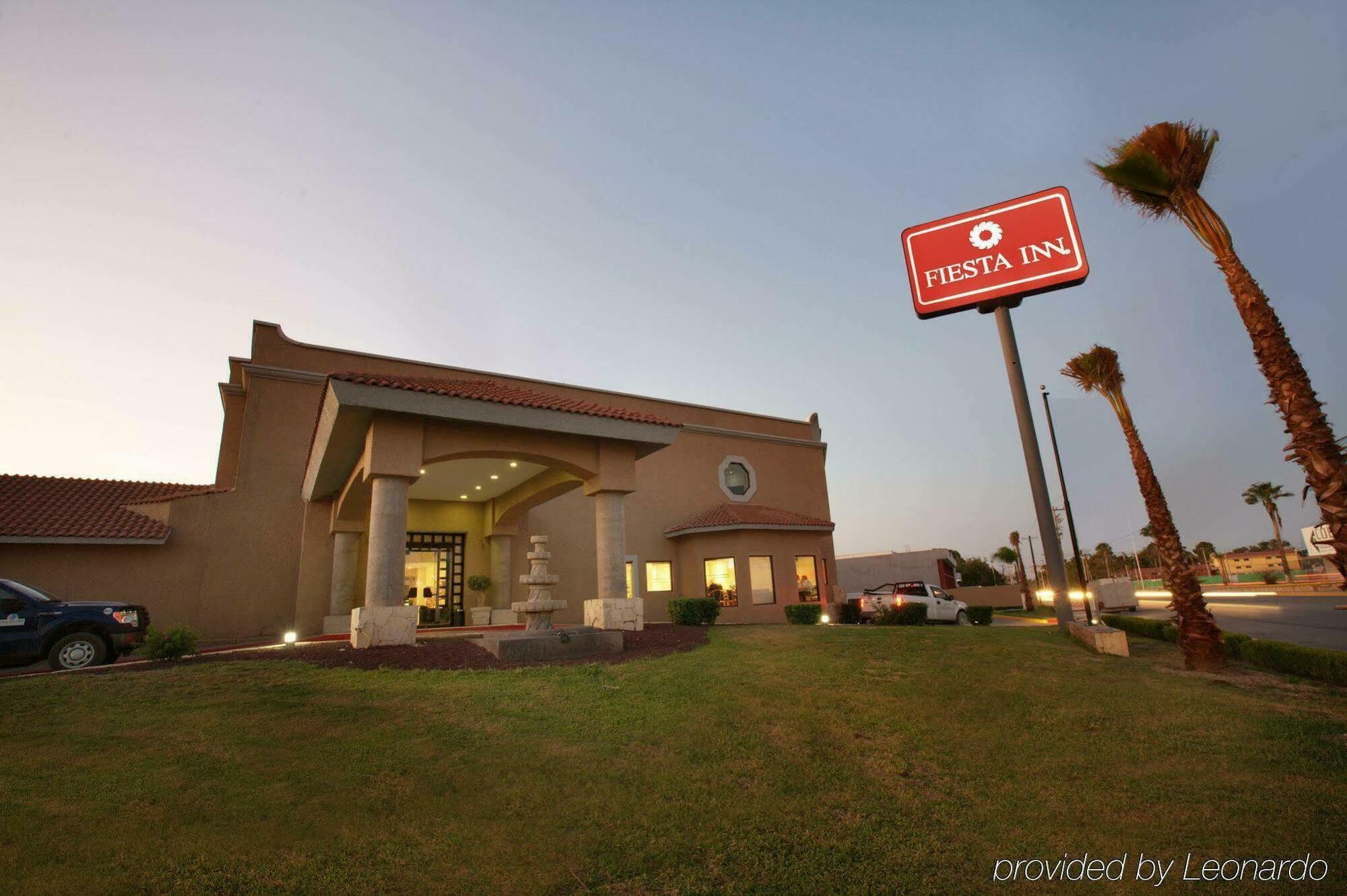 Fiesta Inn Monclova Buitenkant foto